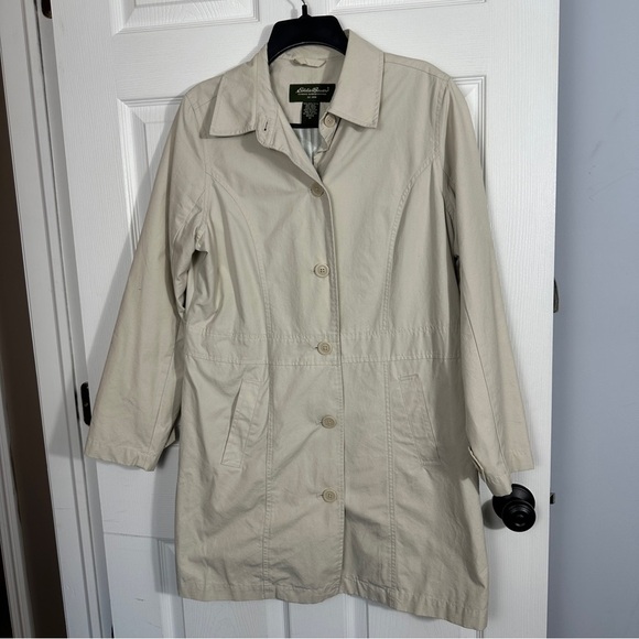 Eddie Bauer ladies trench coat, sz M, tan, button front, cotton, layer - Picture 1 of 13